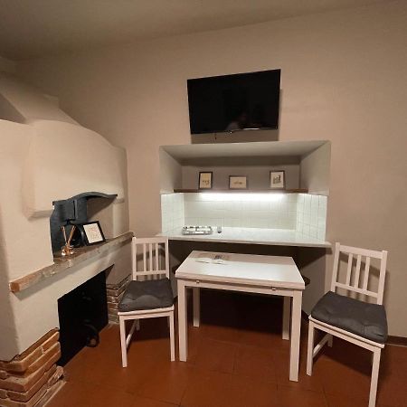 La Casa Nel Vicolo Apartment Алтопашо Екстериор снимка