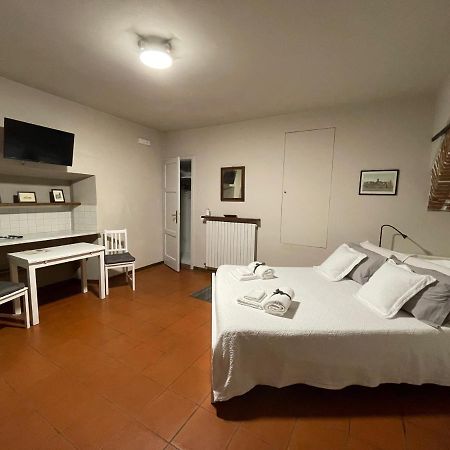 La Casa Nel Vicolo Apartment Алтопашо Екстериор снимка