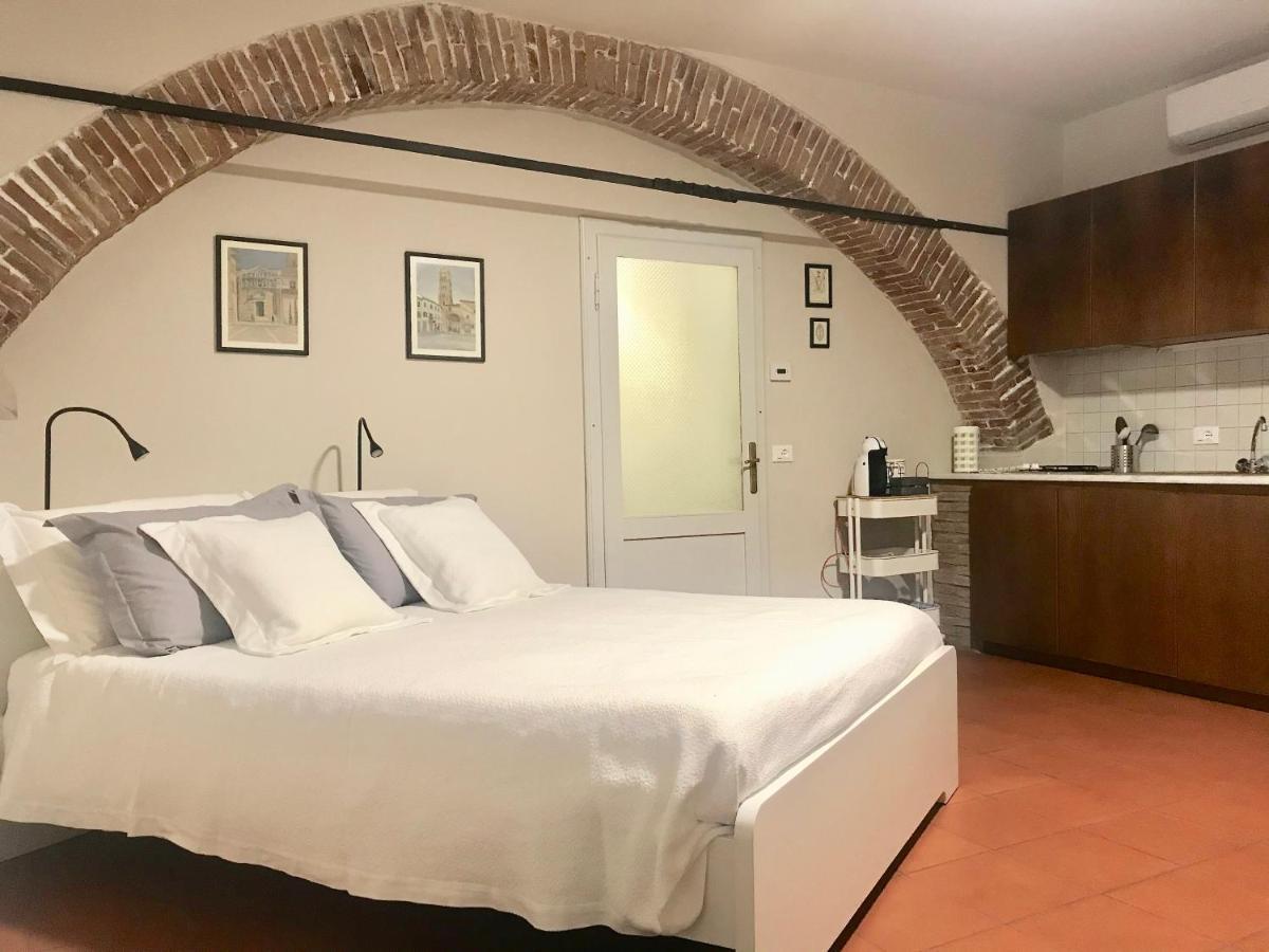 La Casa Nel Vicolo Apartment Алтопашо Екстериор снимка