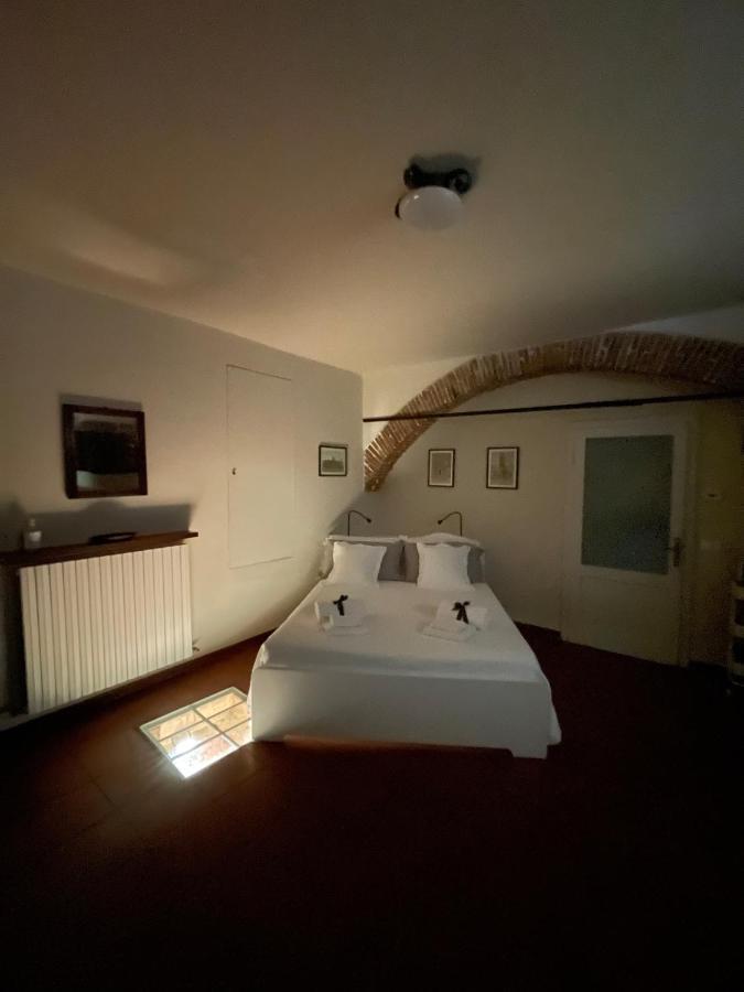 La Casa Nel Vicolo Apartment Алтопашо Екстериор снимка